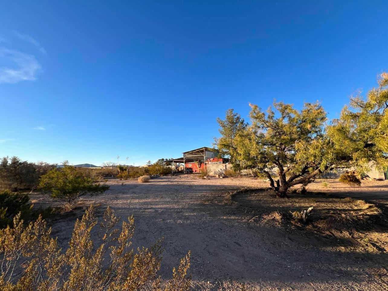 Hole In The Wall Getaway - Usa Mexico Border Bed And Breakfast Columbus ภายนอก รูปภาพ