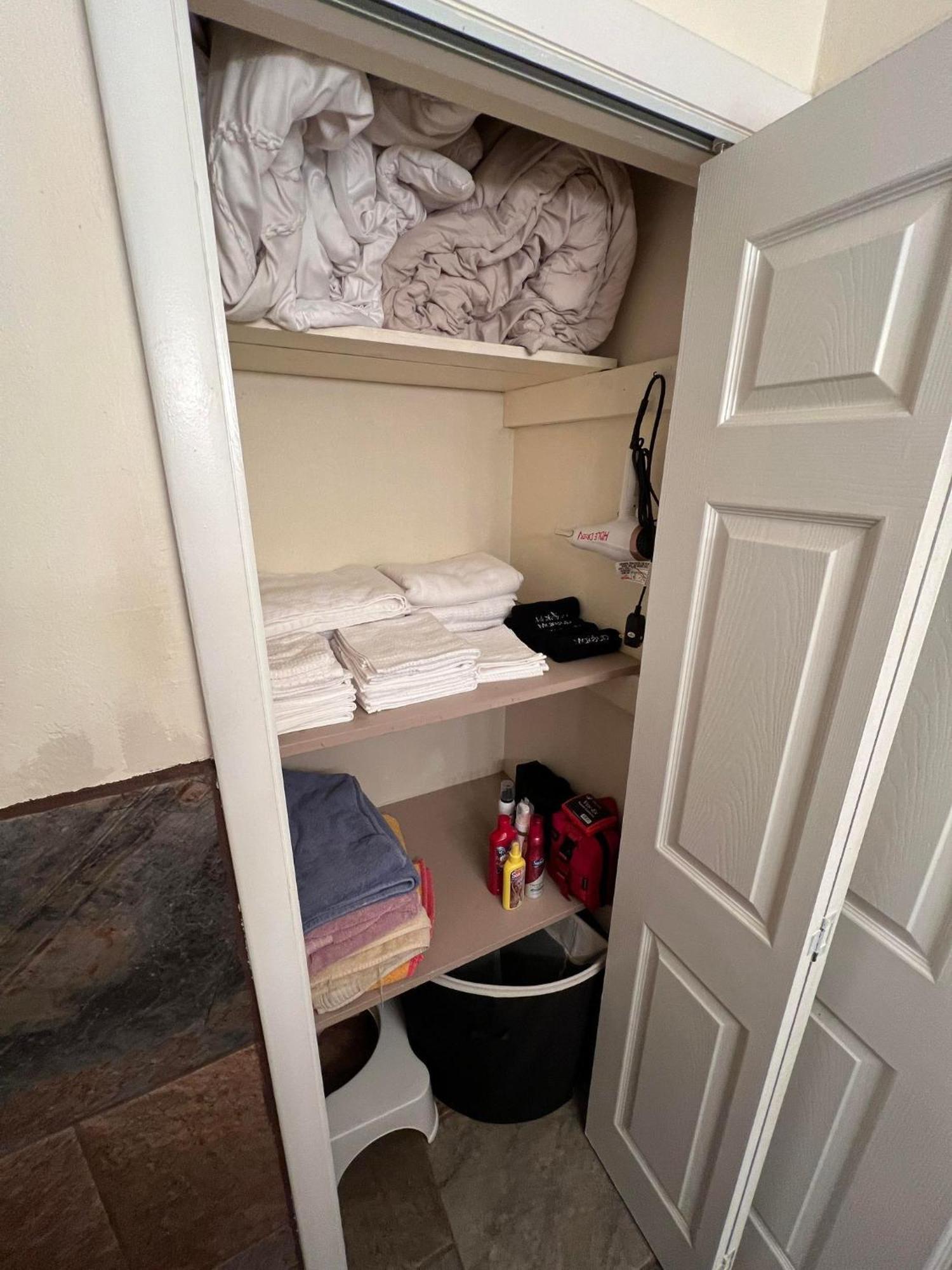Hole In The Wall Getaway - Usa Mexico Border Bed And Breakfast Columbus ภายนอก รูปภาพ