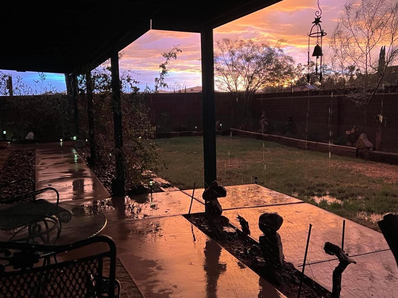 Hole In The Wall Getaway - Usa Mexico Border Bed And Breakfast Columbus ภายนอก รูปภาพ