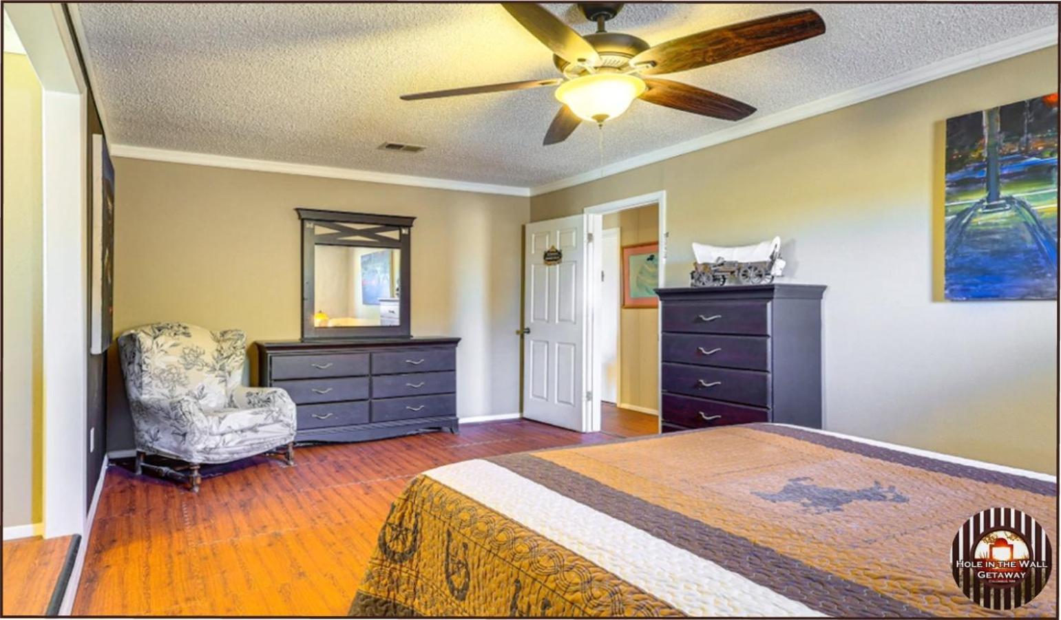 Hole In The Wall Getaway - Usa Mexico Border Bed And Breakfast Columbus ภายนอก รูปภาพ
