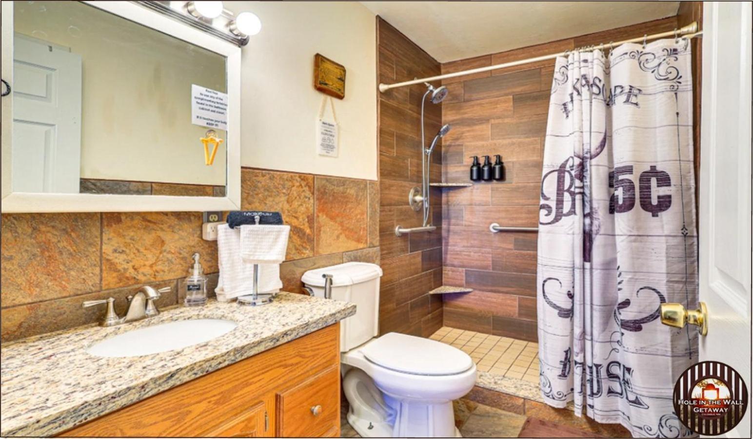 Hole In The Wall Getaway - Usa Mexico Border Bed And Breakfast Columbus ภายนอก รูปภาพ