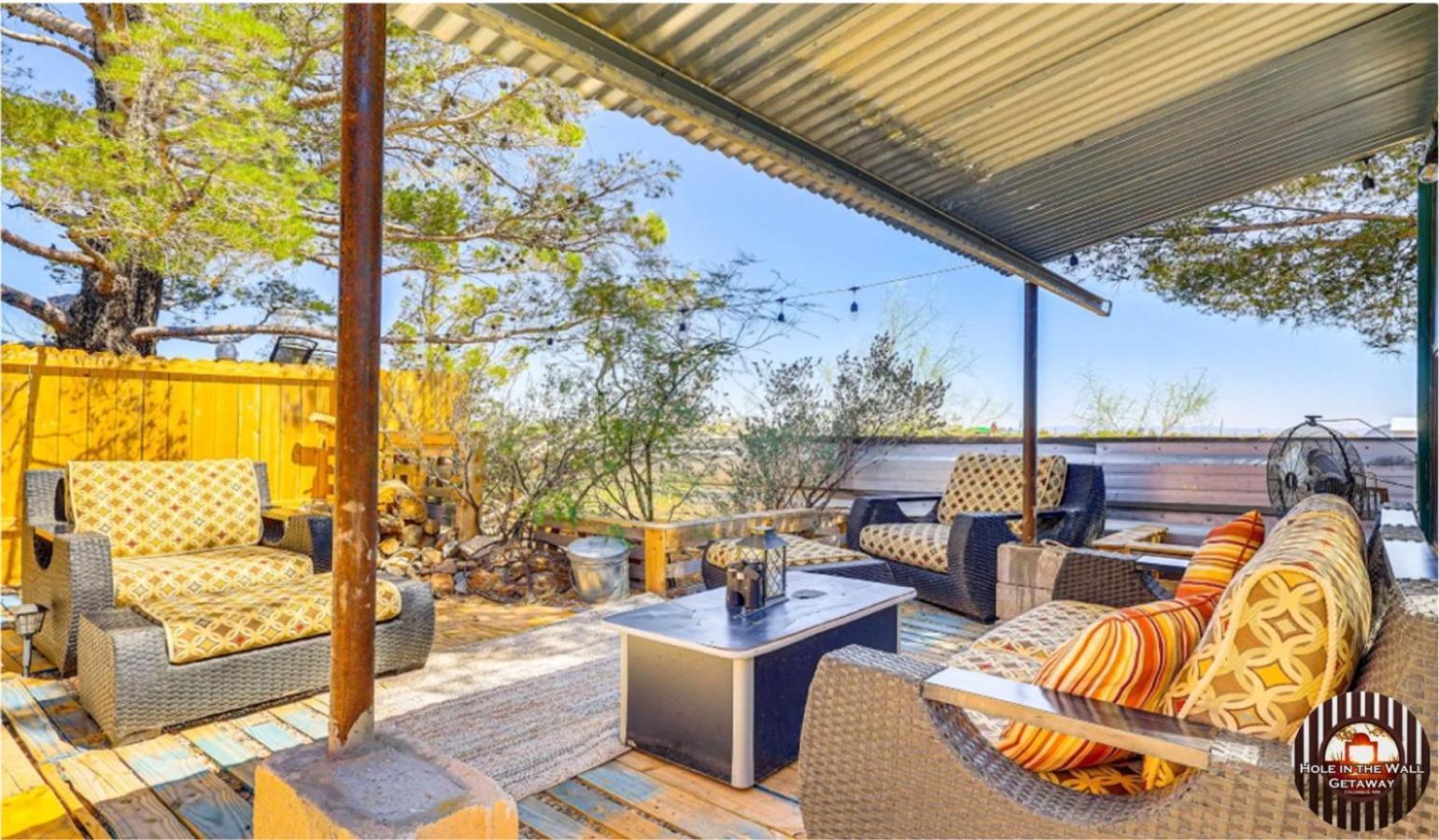 Hole In The Wall Getaway - Usa Mexico Border Bed And Breakfast Columbus ภายนอก รูปภาพ
